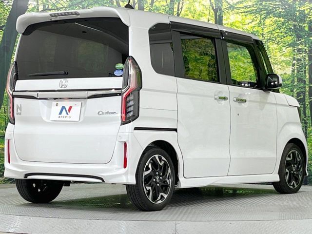 N BOX CUSTOM