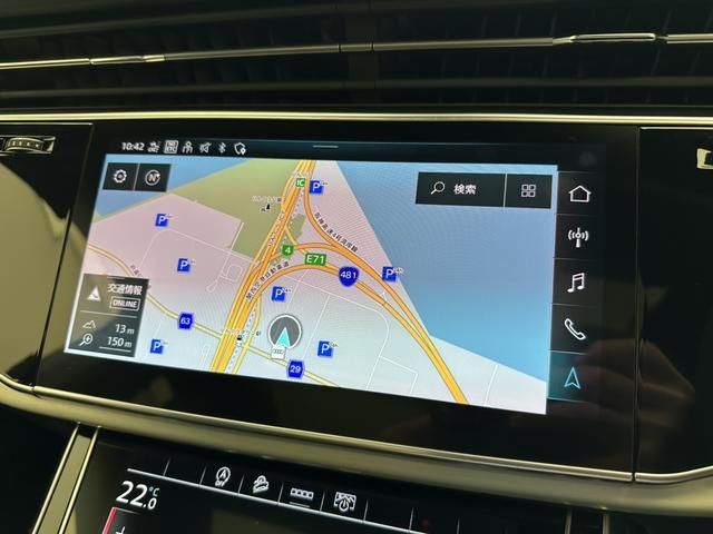 AUDI  Q7