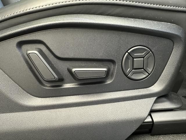 AUDI  Q7