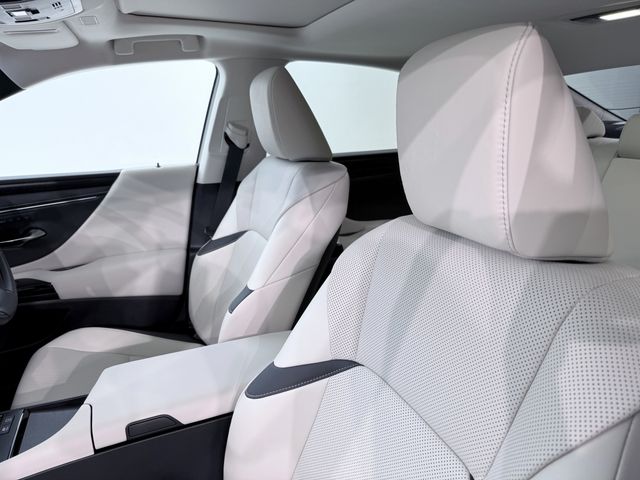 LEXUS ES300h