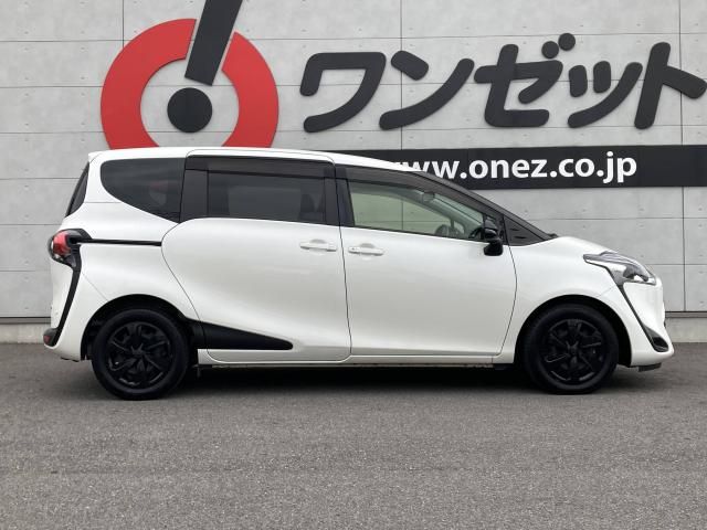 SIENTA HYBRID
