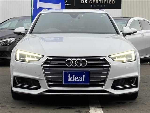 AUDI A4 AVANT
