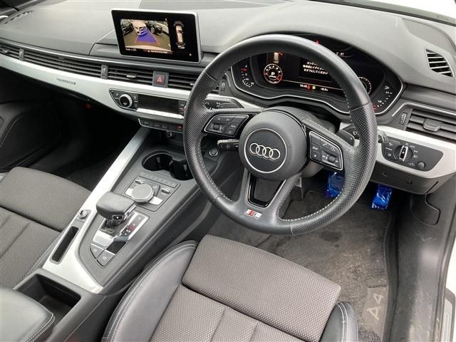 AUDI A4 AVANT