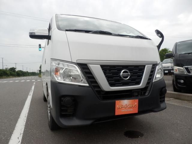 NV350 CARAVAN 4WD