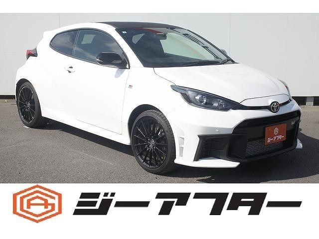 GR YARIS