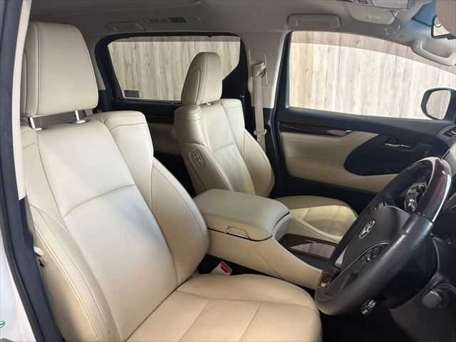 ALPHARD hybrid 4WD