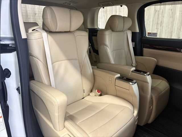 ALPHARD hybrid 4WD