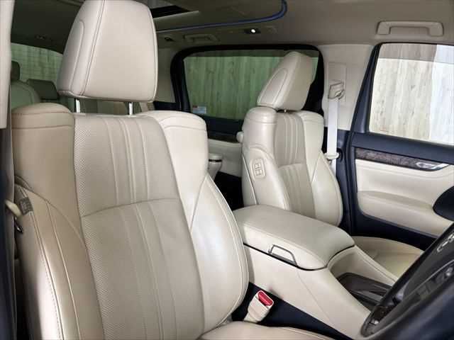 ALPHARD hybrid 4WD