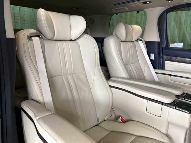 ALPHARD hybrid 4WD