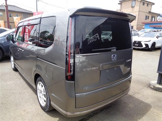 STEPWAGON e:HEV SPADA