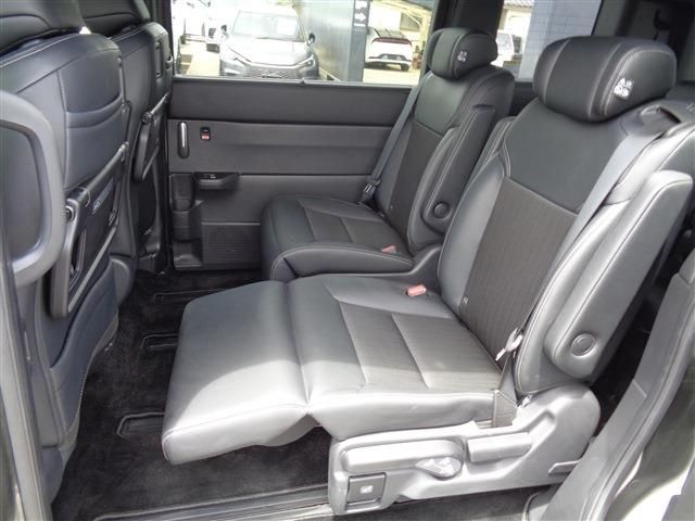 STEPWAGON e:HEV SPADA