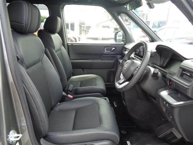 STEPWAGON e:HEV SPADA