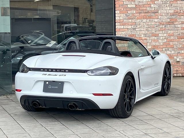 PORSCHE 718BOXSTER