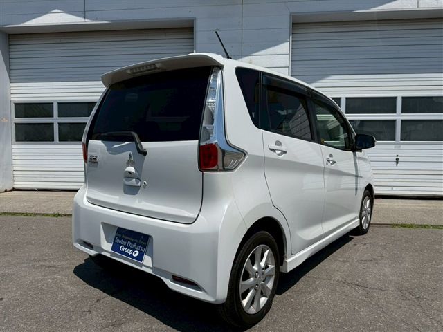 eK custom 4WD