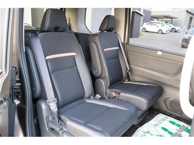 SERENA WG 4WD