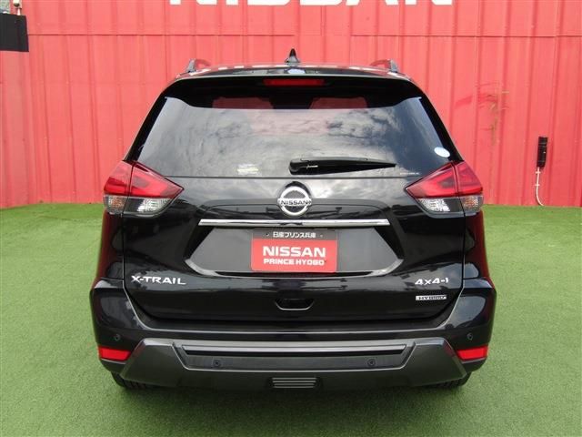 X-TRAIL HYBRID 4WD