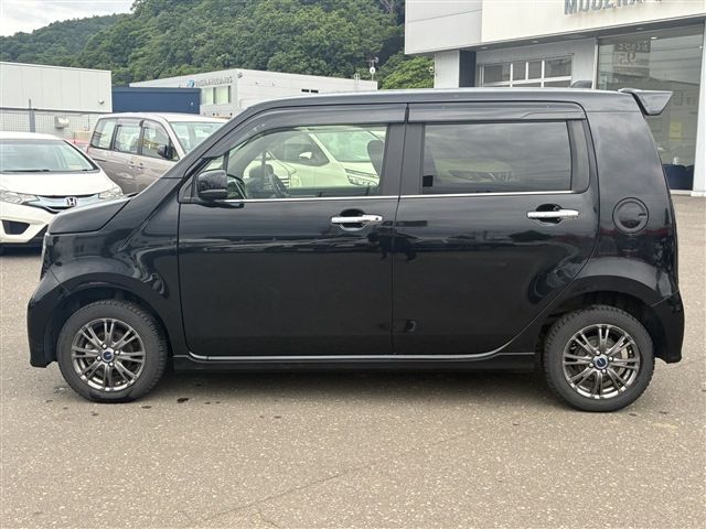N-WGN CUSTOM 4WD