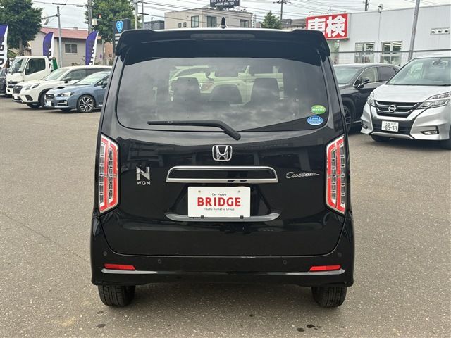 N-WGN CUSTOM 4WD