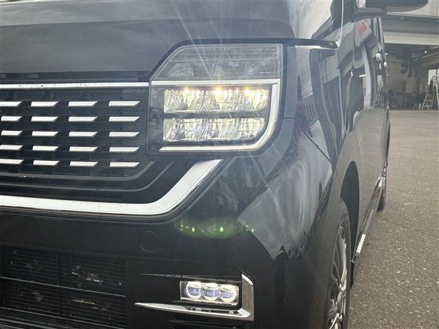 N-WGN CUSTOM 4WD