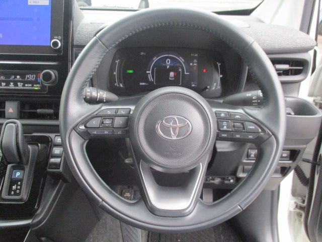 SIENTA HYBRID