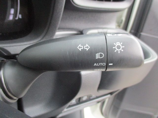 SIENTA HYBRID