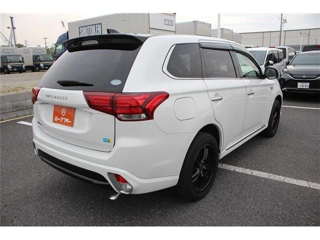 OUTLANDER PHEV