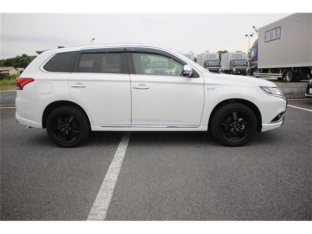 OUTLANDER PHEV