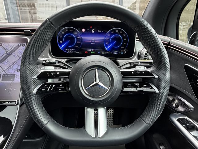 MERCEDES BENZ EQE SUV