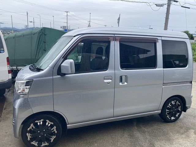 SAMBAR van