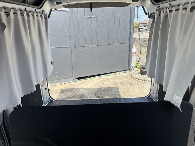 SAMBAR van