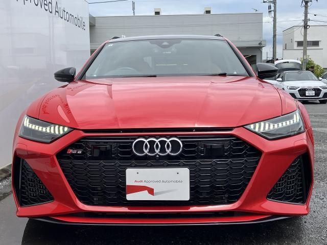 AUDI RS6 AVANT
