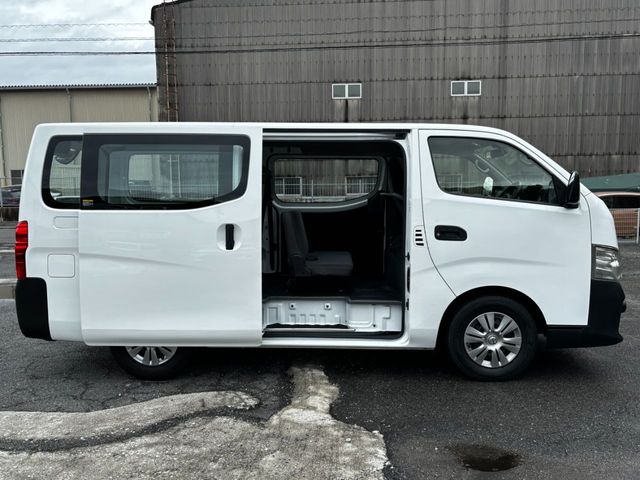 NV350 CARAVAN 1.2t
