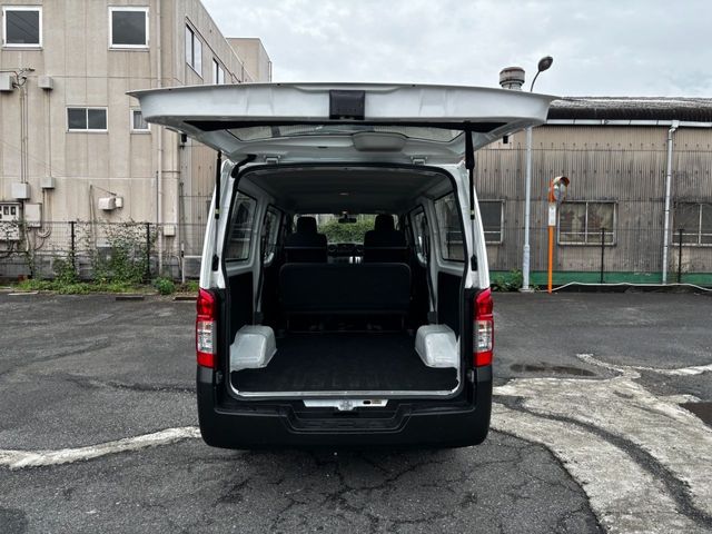 NV350 CARAVAN 1.2t