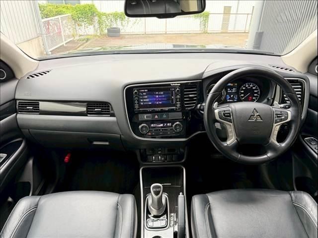 OUTLANDER PHEV