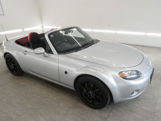 ROADSTER