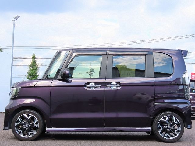 N BOX CUSTOM