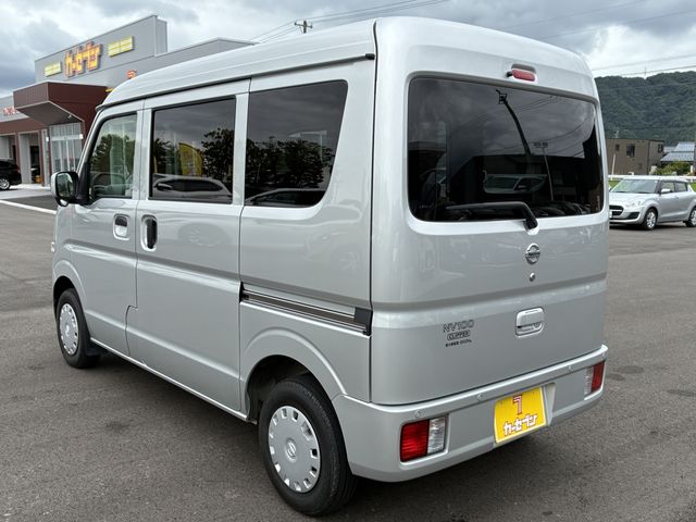 NV100 CLIPPER 4WD