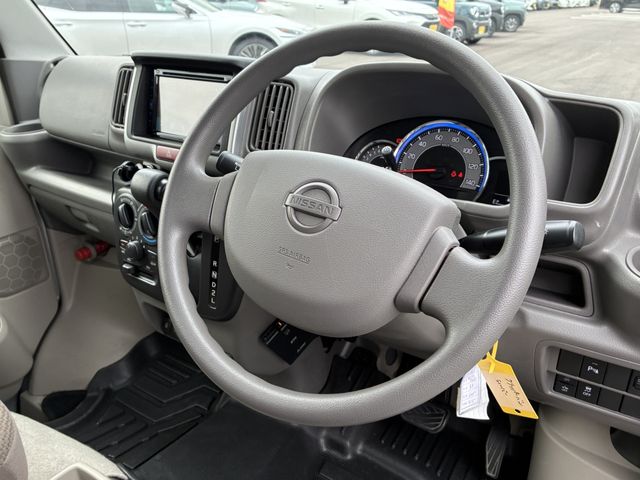 NV100 CLIPPER 4WD