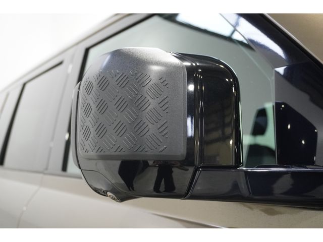 ROVER DEFENDER