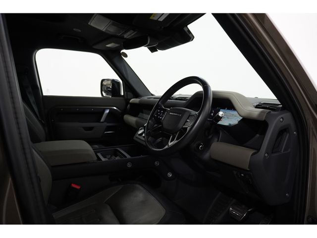 ROVER DEFENDER
