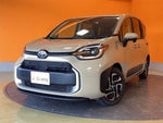 SIENTA HYBRID