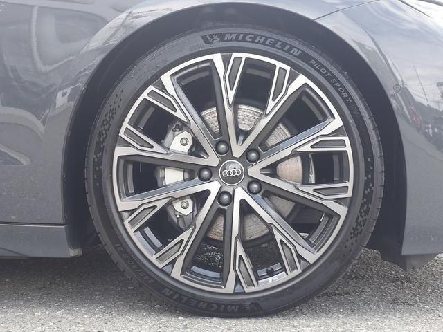AUDI A6 SPORTBACK e-tron