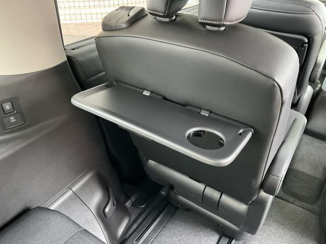 SERENA  WG 4WD