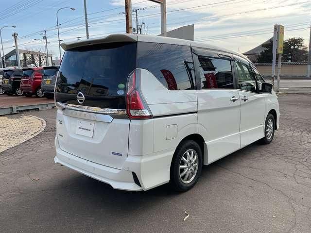 SERENA  S-HYBRID 4WD