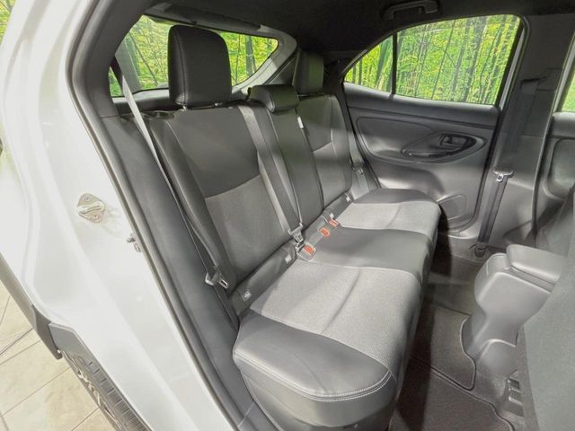 YARIS CROSS HYBRID