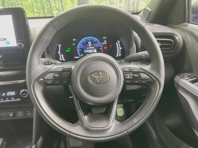 YARIS CROSS HYBRID
