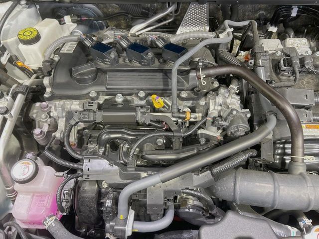 YARIS CROSS HYBRID