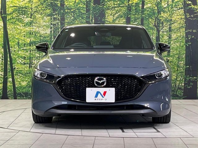 MAZDA3 FASTBACK