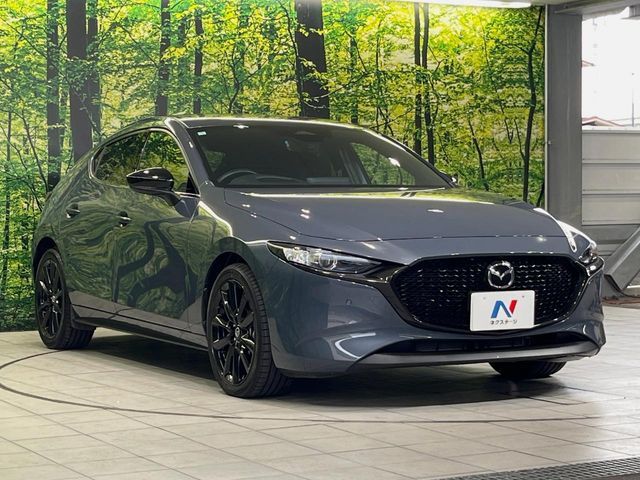 MAZDA3 FASTBACK