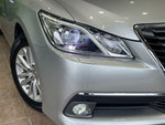 CROWN sedan hybrid